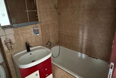Apartament cu 2 camere decomandat în Pantelimon
