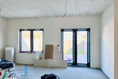 Casă cu 5 camere cu Canalizare în Ronaț - 3