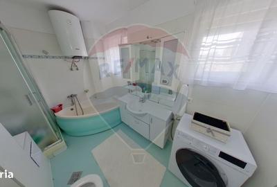 Apartament cu 4 camere decomandat în Central