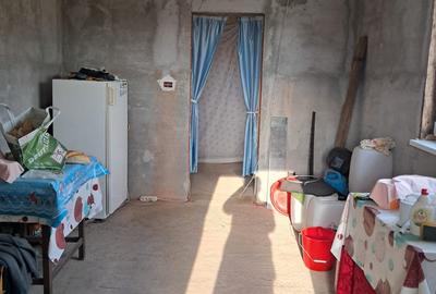 Casă individuală cu 4 camere cu Canalizare în Frumușani - 3