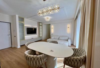 Apartament cu 3 camere decomandat, mobilat în Între Lacuri
