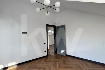 Apartament cu 3 camere decomandat în Turnișor - 9