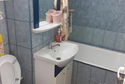 Garsonieră decomandată în Ostroveni