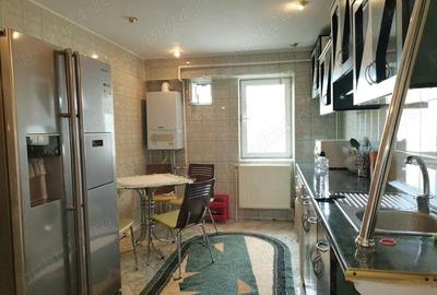 Apartament cu 3 camere decomandat în Dorobanți 1
