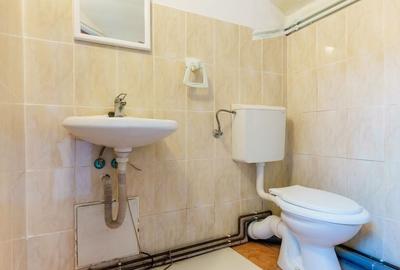Spațiu comercial, de 27 mp, în Central - 2