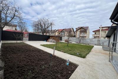 Casă individuală cu 4 camere cu Canalizare în Nord-Est - 12