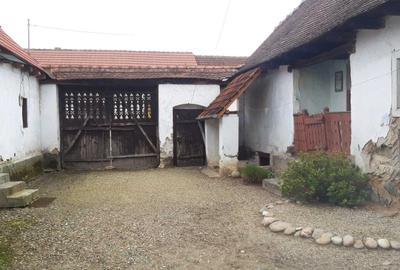 Casă cu 4 camere în Ciuta