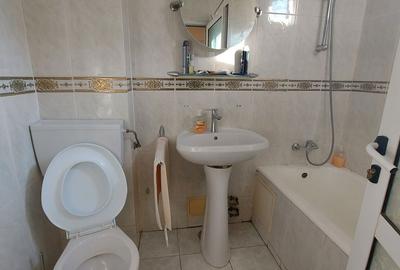 Apartament cu 3 camere semidecomandat în Titan - 11