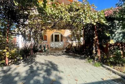 Casă cu 4 camere în Bariera Vâlcii