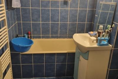 Apartament cu 3 camere decomandat în Mofleni - 1