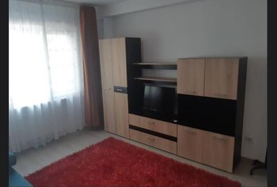 Garsonieră semidecomandată, mobilată în Basarabia
