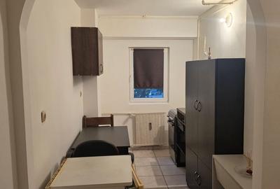 Apartament cu 2 camere decomandat în Centrul Civic
