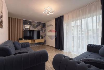 Apartament cu 2 camere decomandat, mobilat în Tractorul
