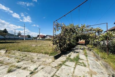 Teren de 1300 mp, în Central