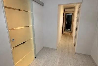 Apartament cu 3 camere decomandat în Vatra Luminoasă