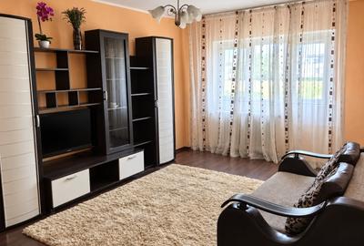 Apartament cu 2 camere decomandat, mobilat în Băneasa