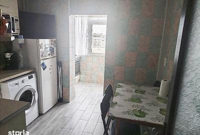 Apartament cu 3 camere în Buzaului