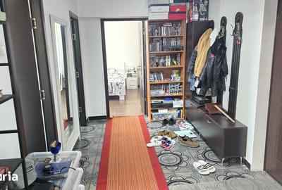 Apartament cu 2 camere decomandat în 22 Decembrie
