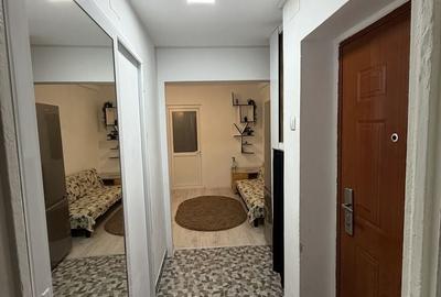 Apartament cu 2 camere decomandat în Exterior Vest