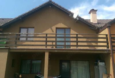 Casă cu 3 camere cu Teren 256 Mp în Livezeni