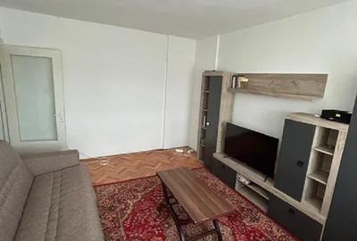 Apartament cu 3 camere decomandat în Păcurari