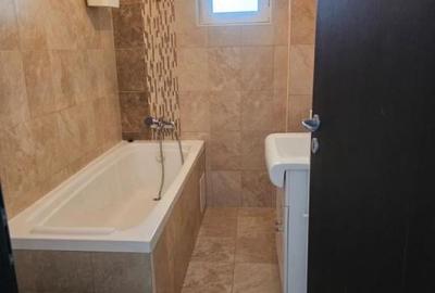 Apartament cu 2 camere în Apărătorii Patriei
