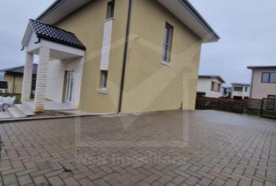 Casă individuală cu 4 camere cu Canalizare în Exterior Est - 3