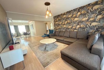 Apartament cu 3 camere decomandat în Victoriei