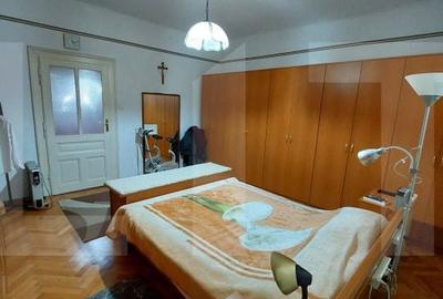 Casă cu 7 camere semidecomandat cu Teren 1500 Mp în Grădiște - 8