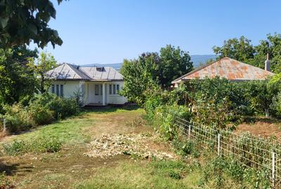 Casă individuală cu 4 camere cu Garaj în Clipicești - 3