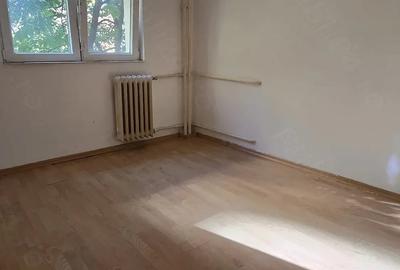 Apartament cu 2 camere decomandat în Berceni