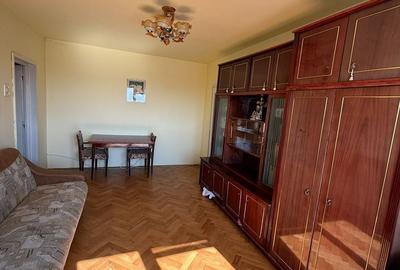 Apartament cu 3 camere decomandat în Girocului - 2