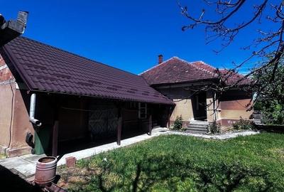 Casă cu 3 camere în Central