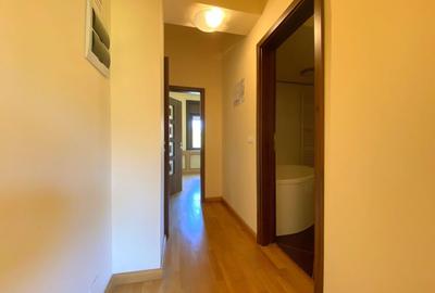 Apartament cu 4 camere decomandat, mobilat în Central - 12
