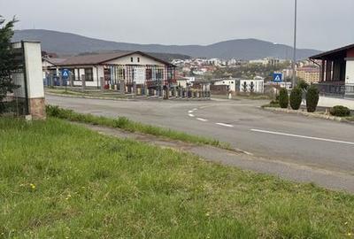Teren de 1000 mp, în Central - 2