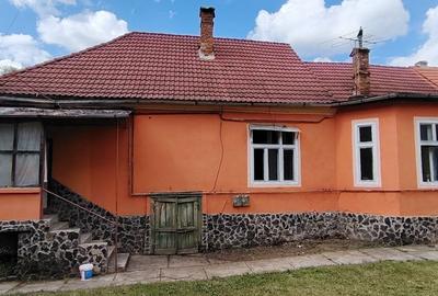 Apartament cu 4 camere în Central - 1