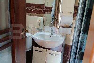 Casă cu 6 camere cu Teren 300 Mp în Central - 11