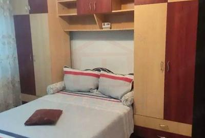 Apartament cu 2 camere decomandat în Micro 39