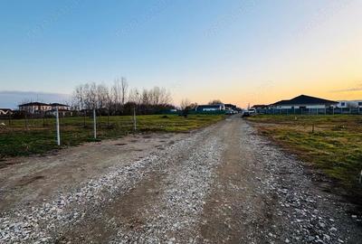 Teren de 671 mp, în Central