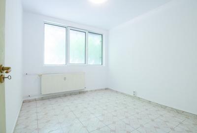 Apartament cu 4 camere decomandat în Drumul Taberei - 1