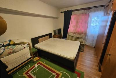 Apartament cu 3 camere decomandat în Ultracentral