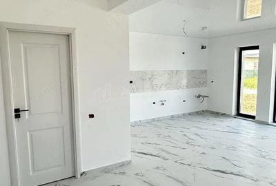 Casă cu Teren 220 Mp în Dărăști-Ilfov