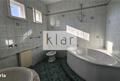 Casă cu 10 camere cu Canalizare în Zorilor - 18