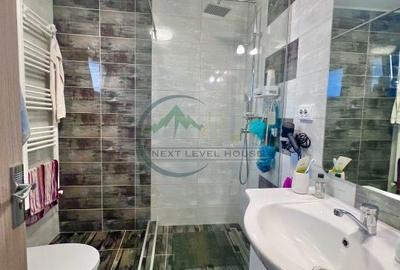 Casă cu 5 camere cu Garaj în Noua - 3