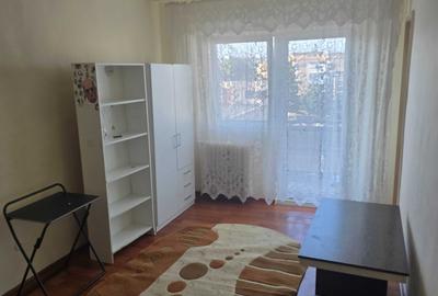 Garsonieră decomandată în Central - 7