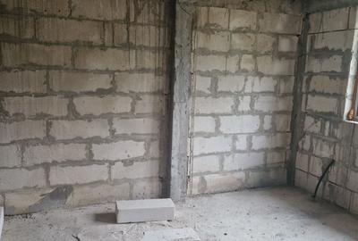 Casă cu 4 camere în Măcărești