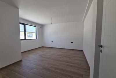 Duplex cu 4 camere cu Teren 230 Mp în Odăi - 28
