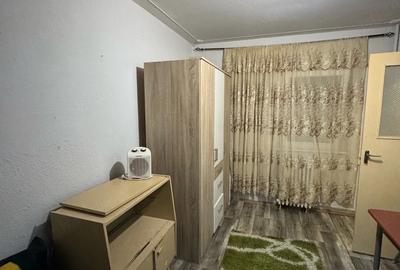 Garsonieră decomandată în Micălaca