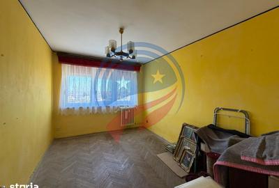 Apartament cu 3 camere decomandat în Valea Rosie