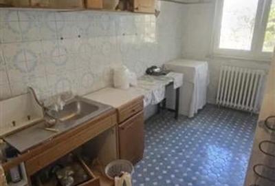 Apartament cu 3 camere decomandat în Giurgiului - 8